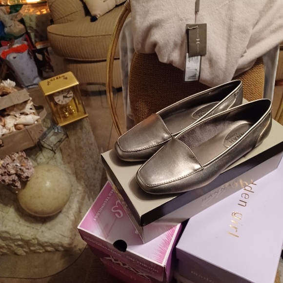 Hannah - Picture 5 of 9